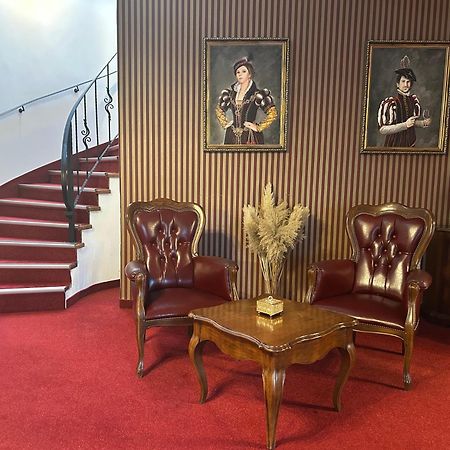 Zamocka Koruna U Hoffera Nitra Extérieur photo
